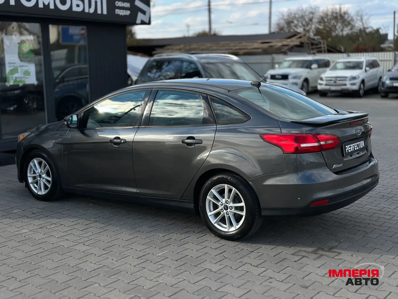 Ford Focus - фото 11