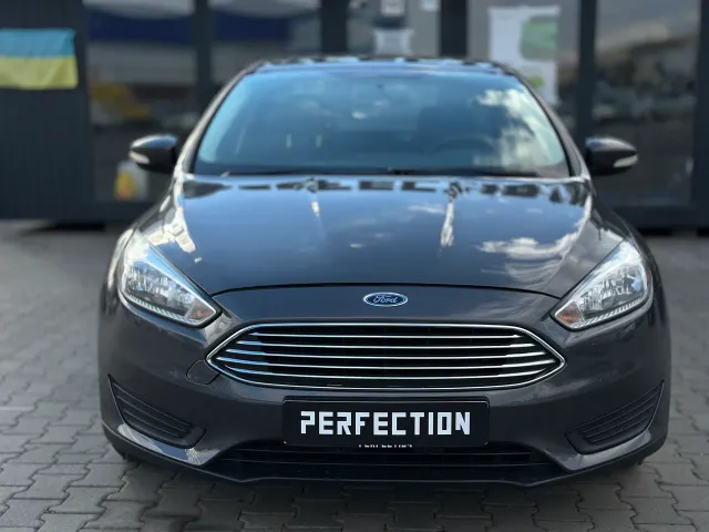 Ford Focus - фото 4