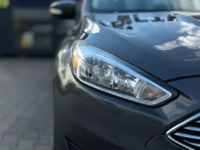 Ford Focus - фото 5