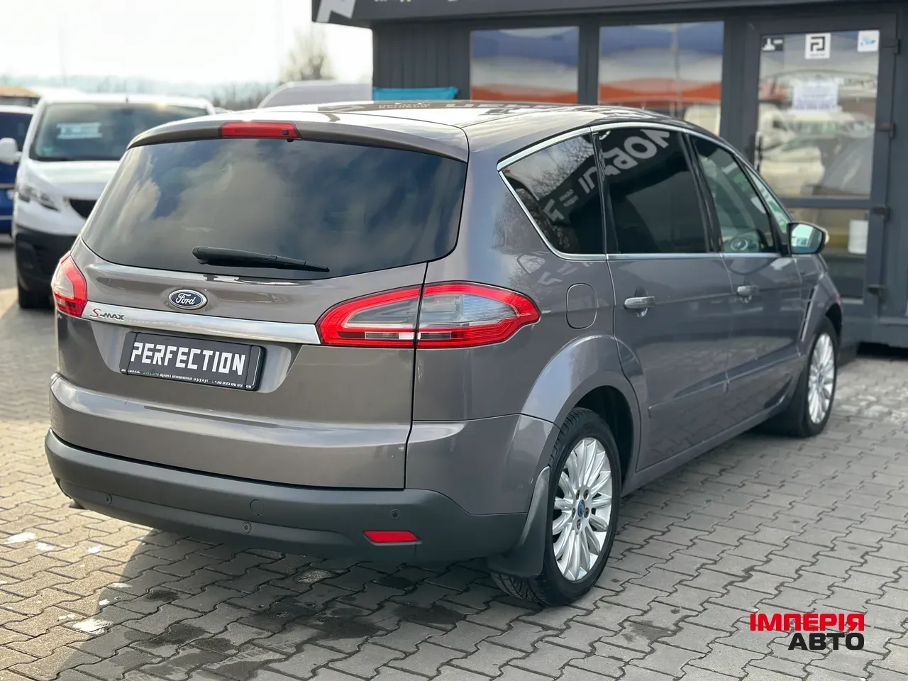 Ford S-MAX - фото 16