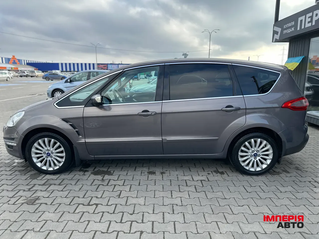Ford S-MAX - фото 9