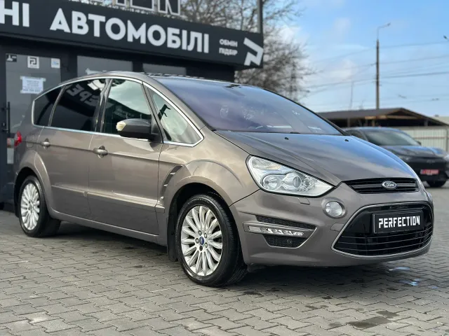 Ford S-MAX - фото 4
