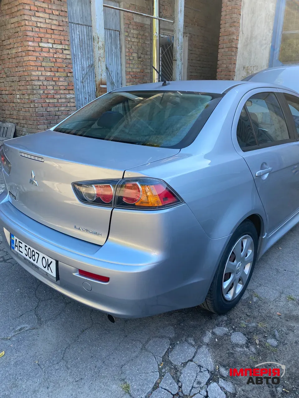 Mitsubishi Lancer - фото 3