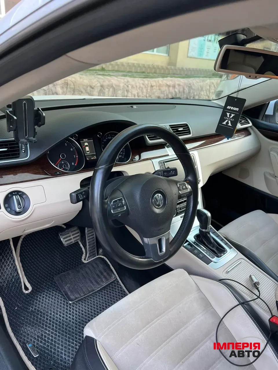 Volkswagen Passat CC - фото 8