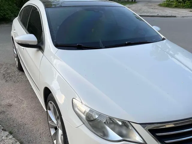Volkswagen Passat CC - фото 2