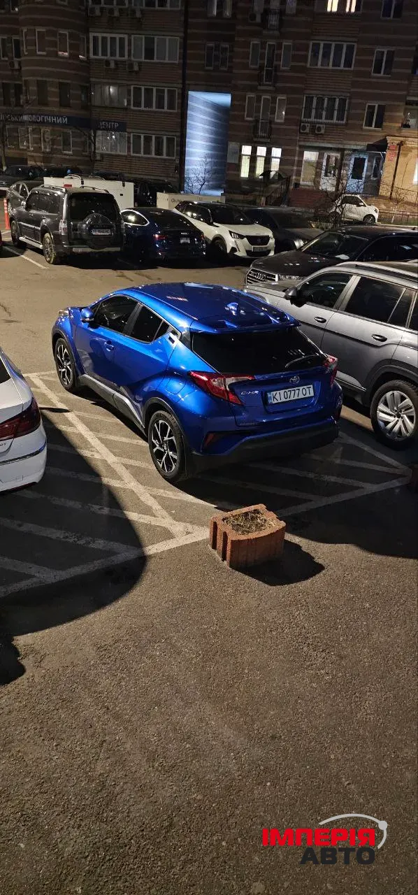 Toyota C-HR - фото 3