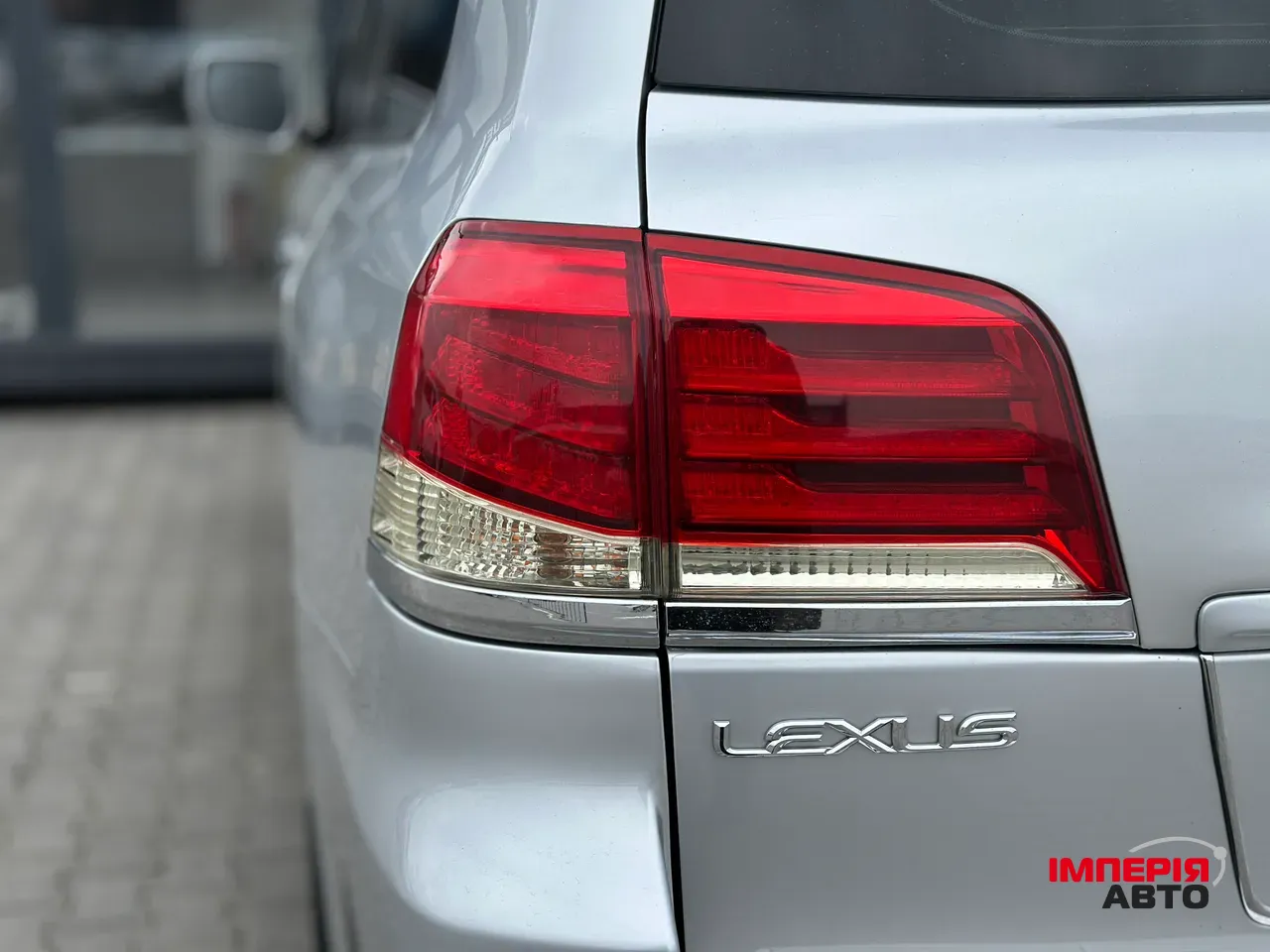 Lexus LX - фото 20