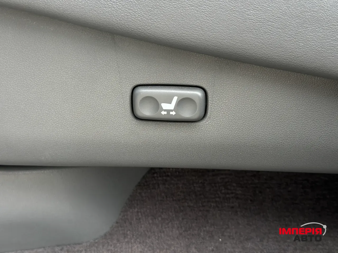 Lexus LX - фото 28