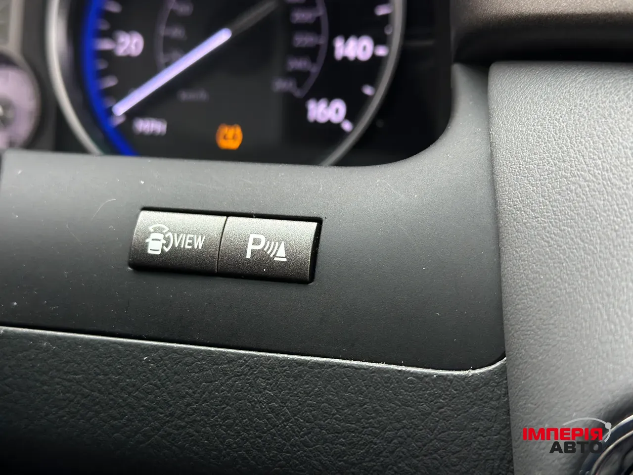 Lexus LX - фото 44