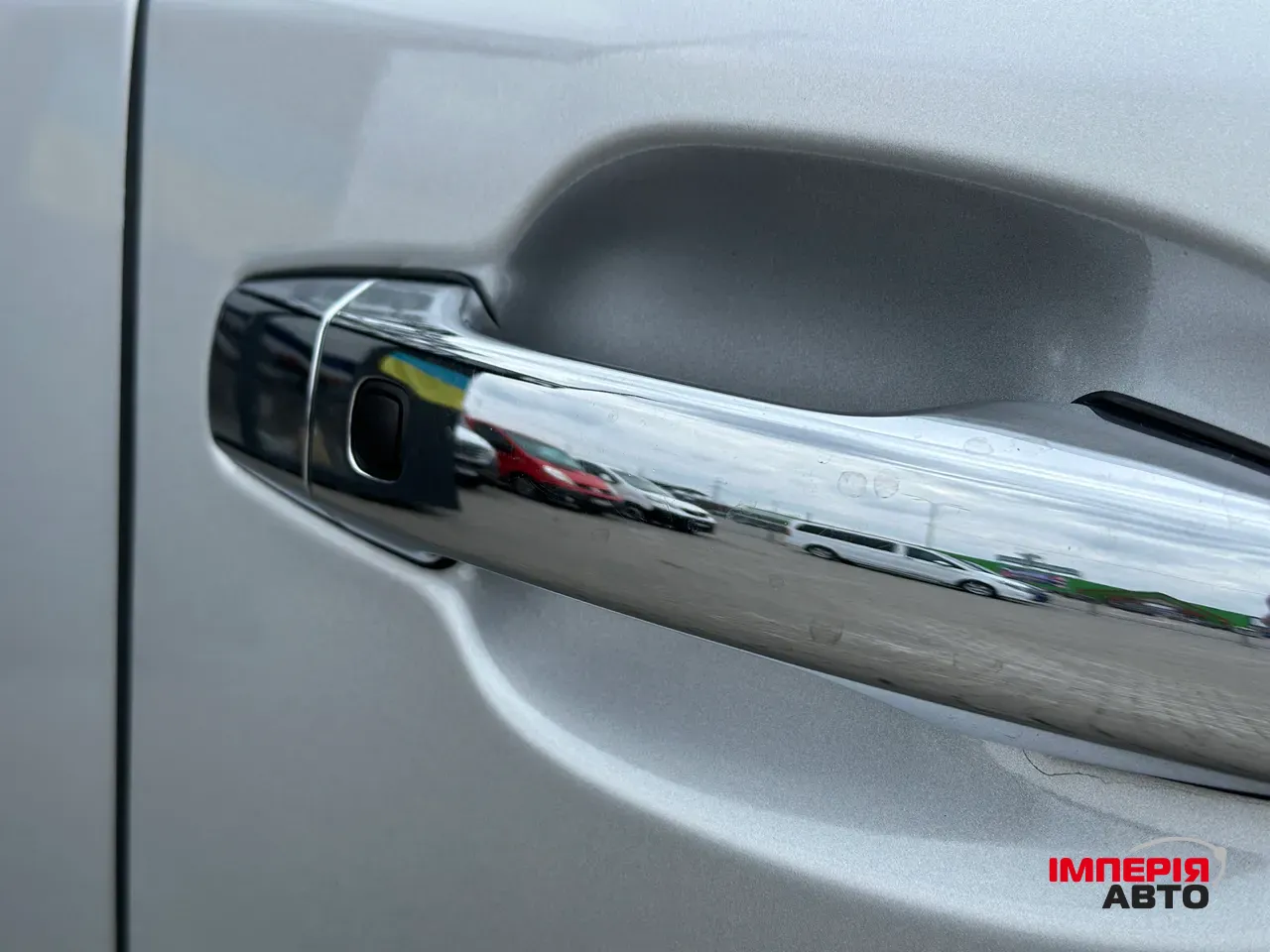 Lexus LX - фото 12