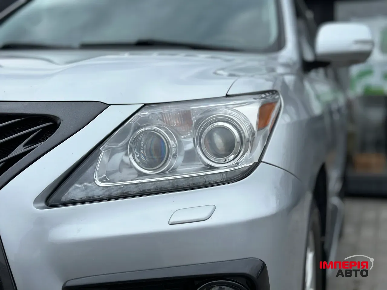 Lexus LX - фото 6