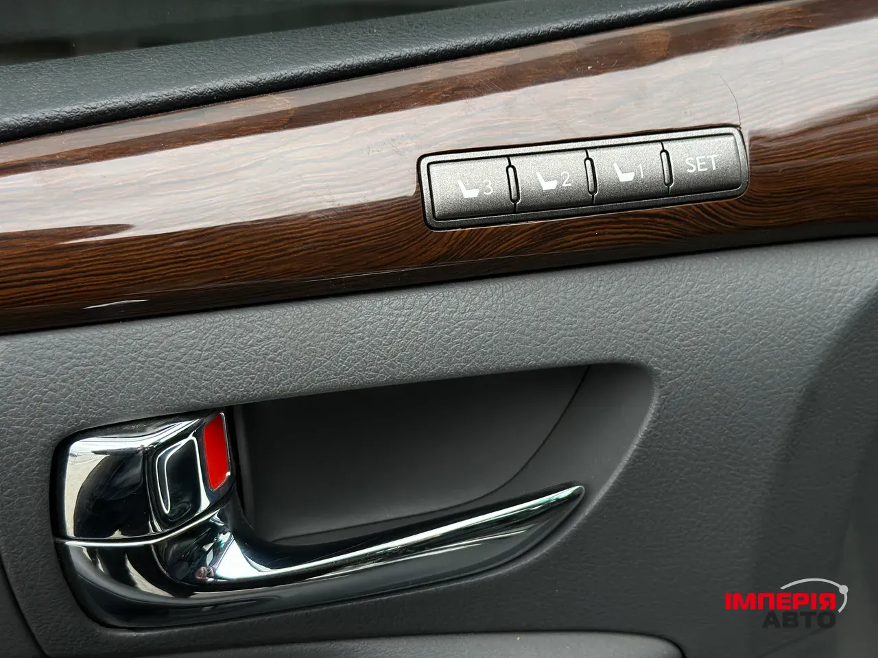 Lexus LX - фото 38