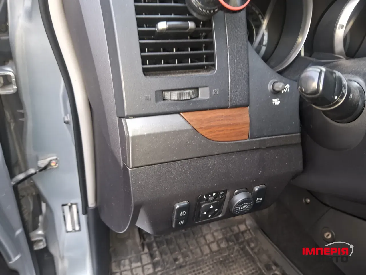 Mitsubishi Pajero - фото 5