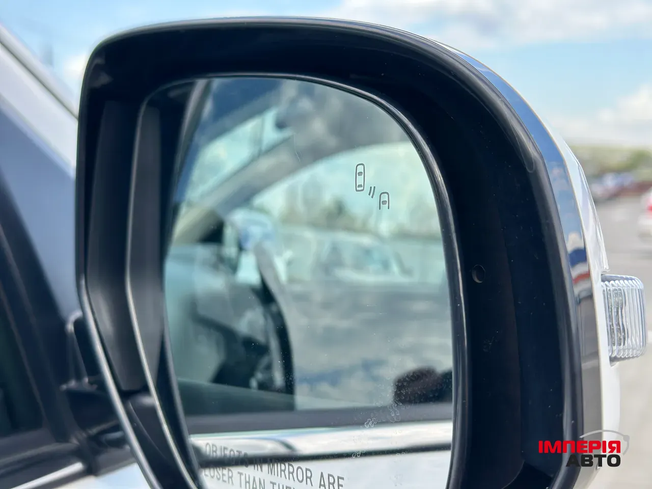 Mitsubishi Outlander - фото 11