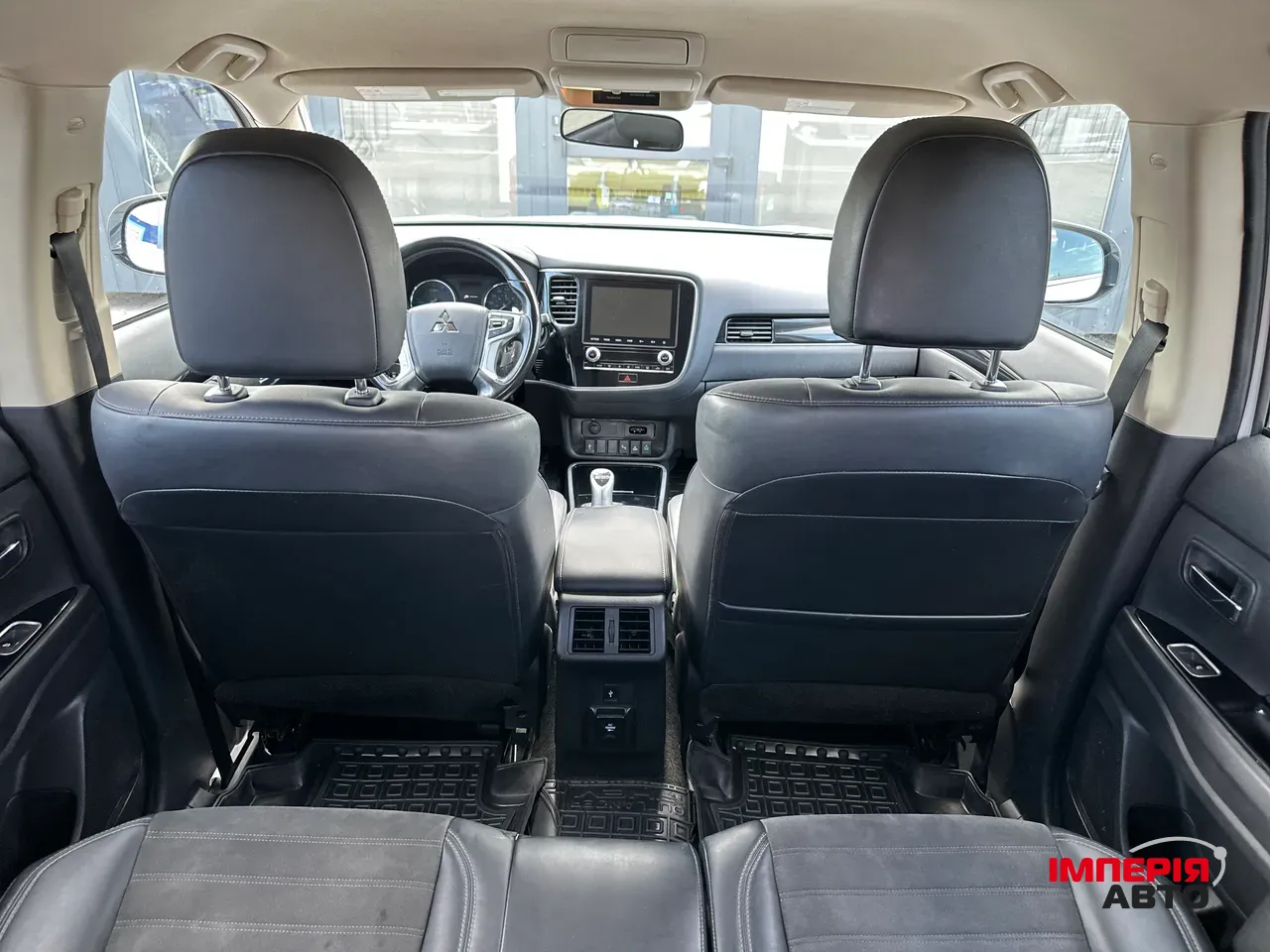 Mitsubishi Outlander - фото 24