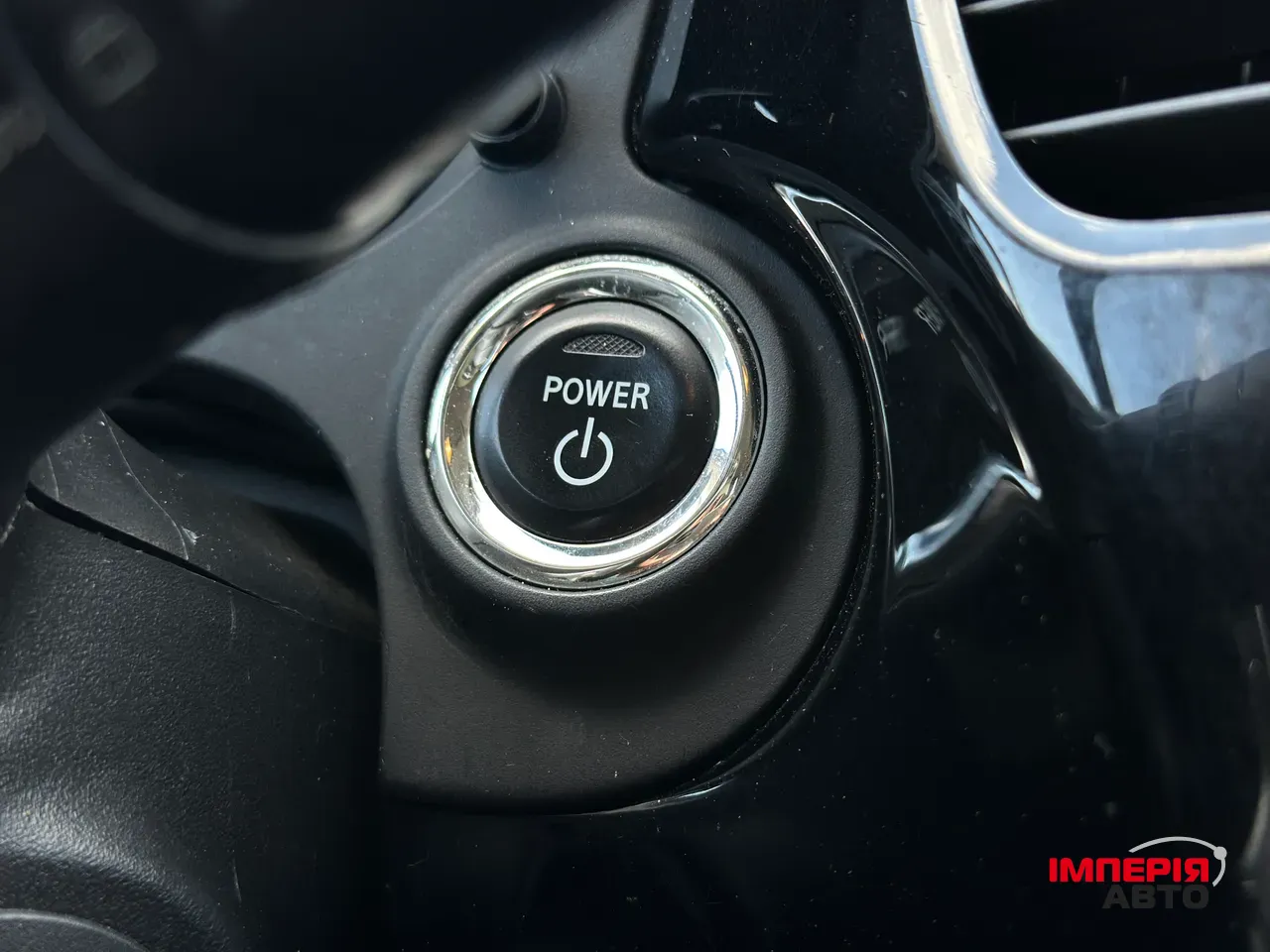 Mitsubishi Outlander - фото 37