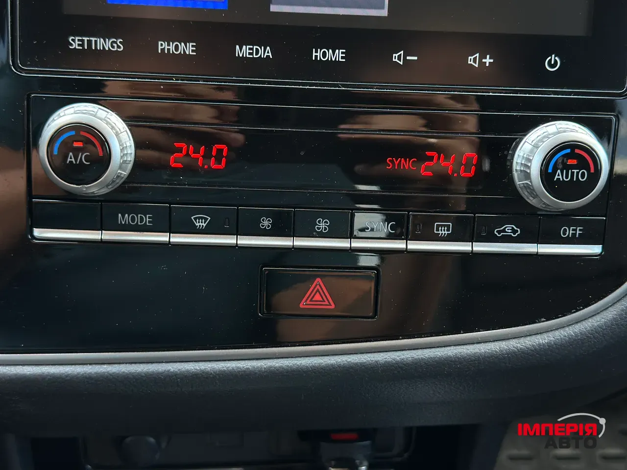 Mitsubishi Outlander - фото 40