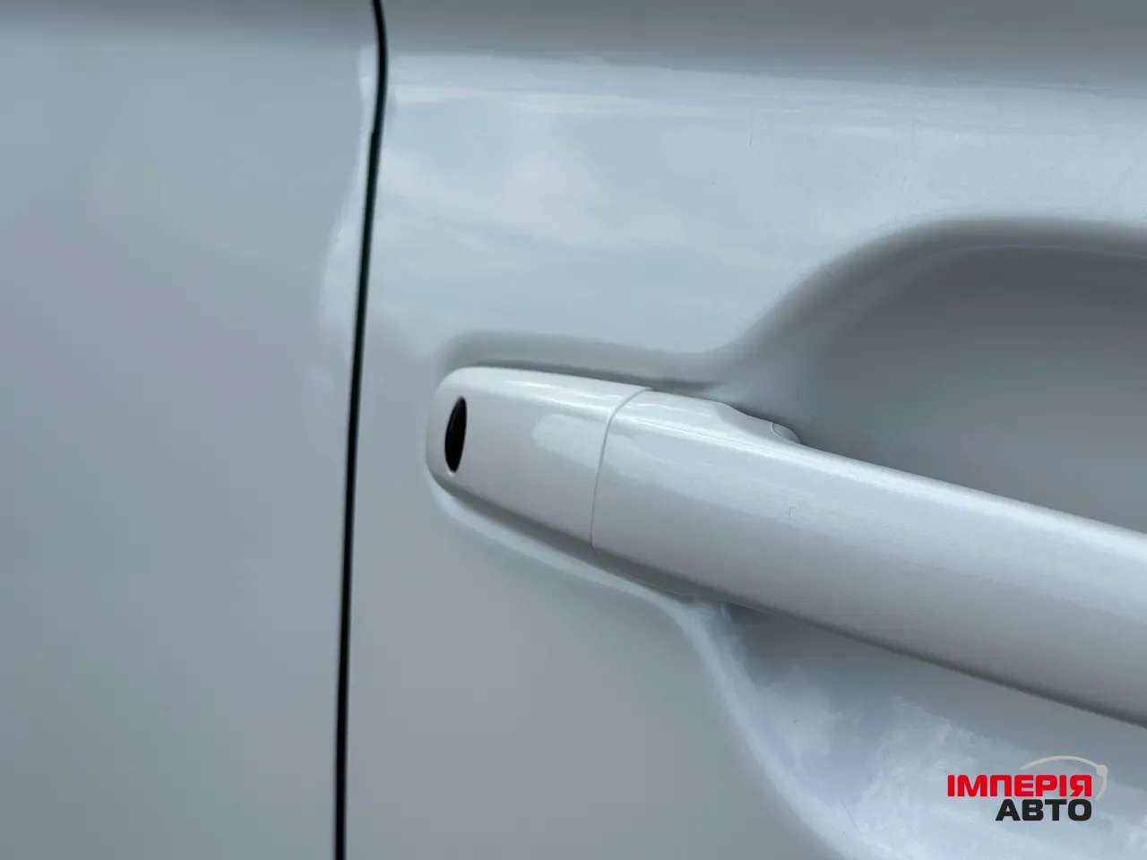 Mitsubishi Outlander - фото 10