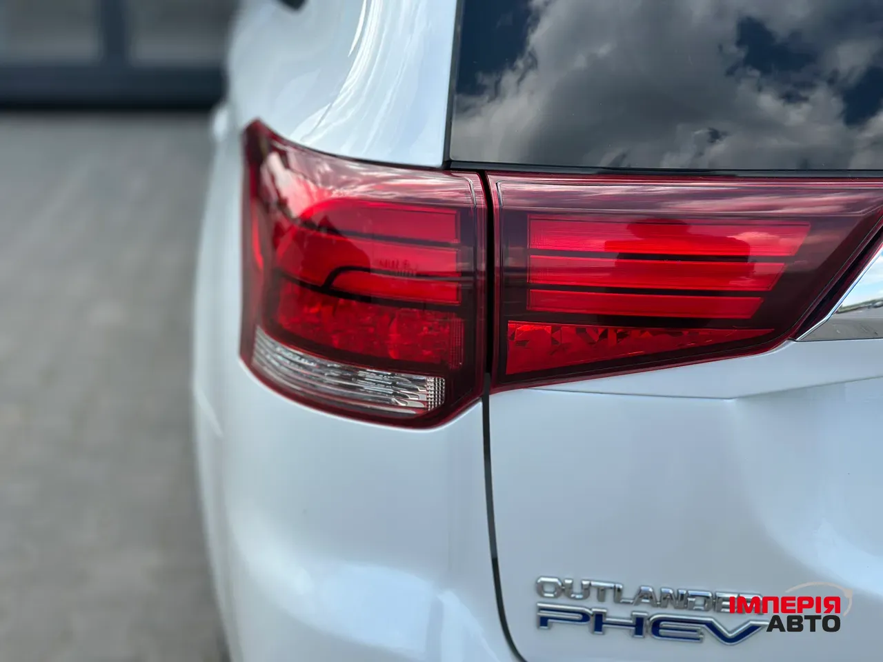 Mitsubishi Outlander - фото 18