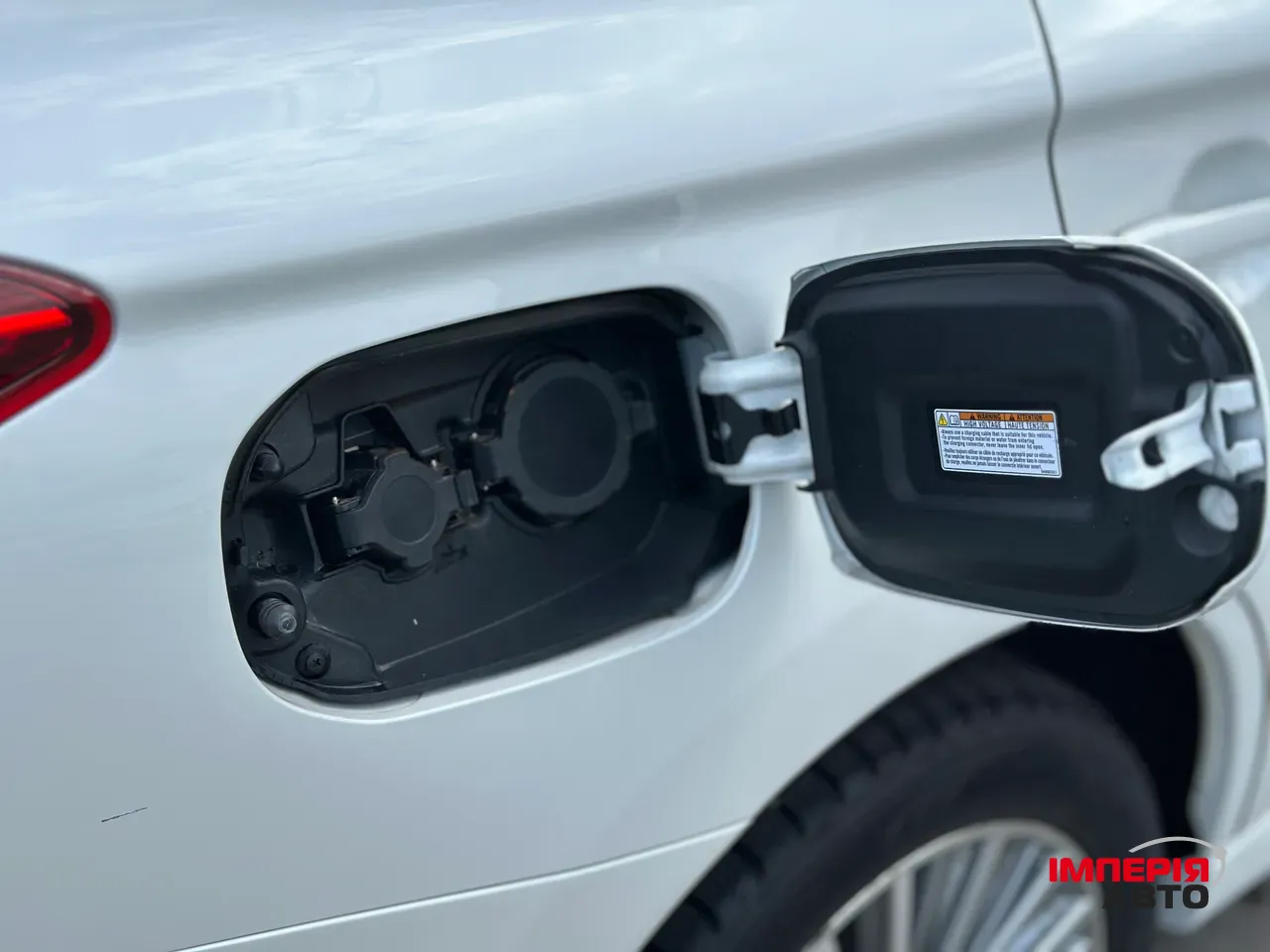 Mitsubishi Outlander - фото 19