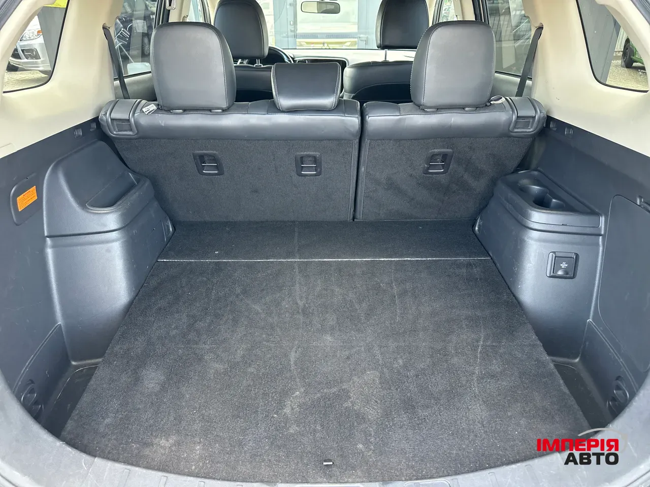 Mitsubishi Outlander - фото 22