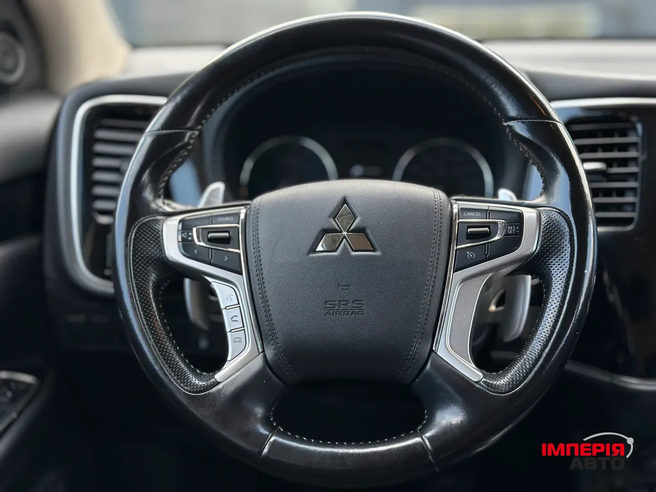 Mitsubishi Outlander - фото 30