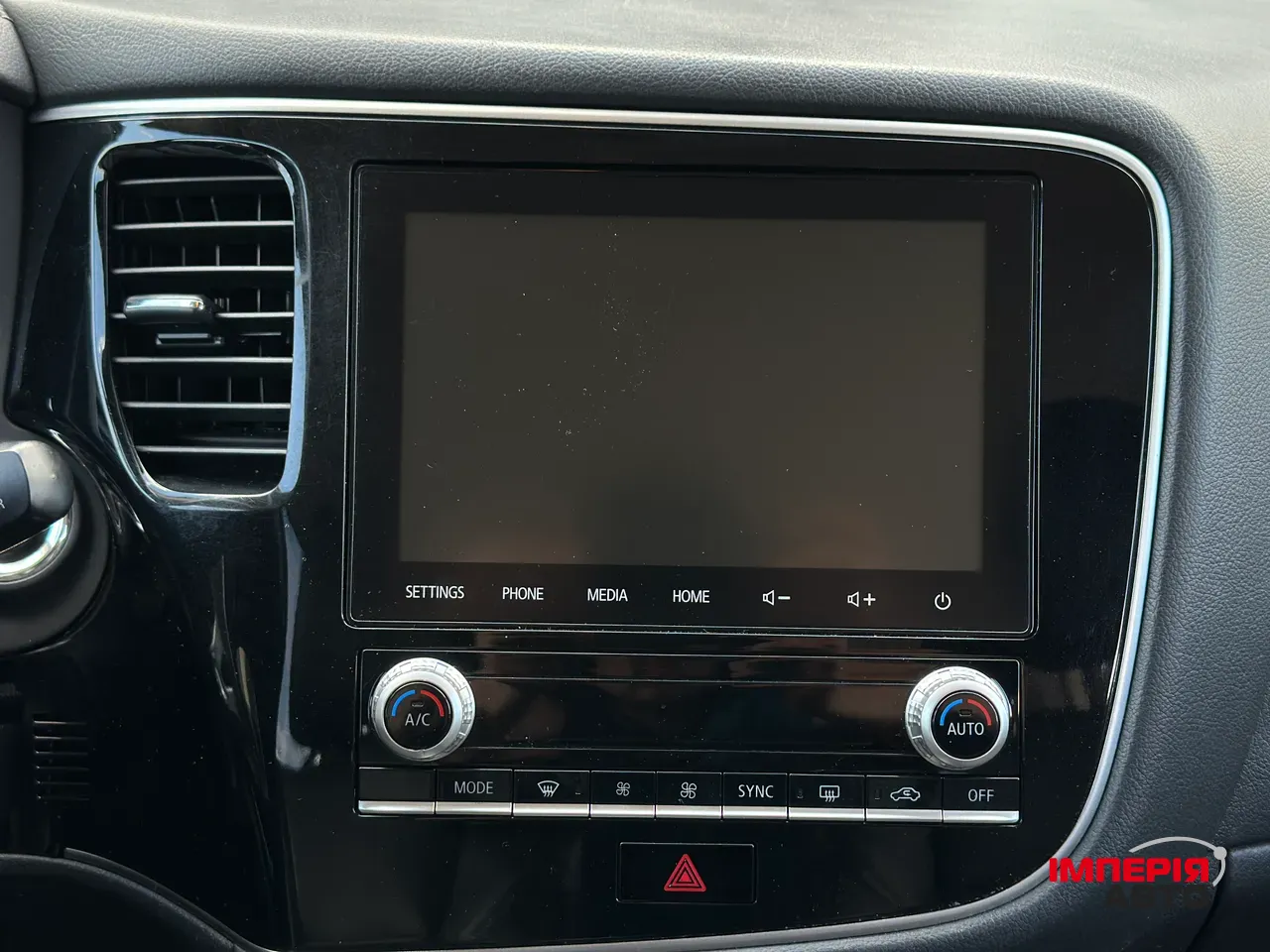 Mitsubishi Outlander - фото 31