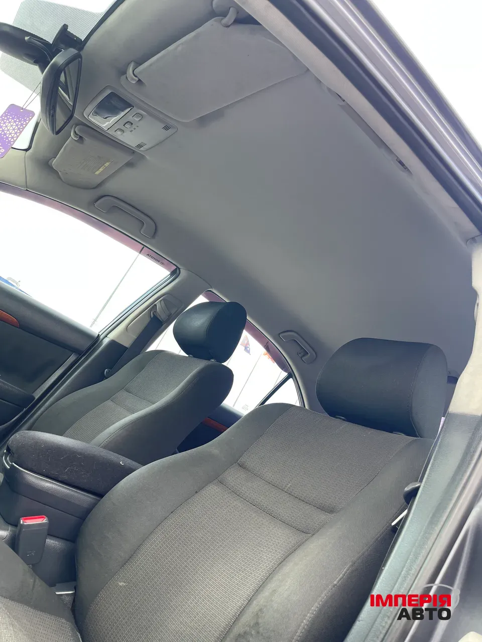 Toyota Avensis - фото 12