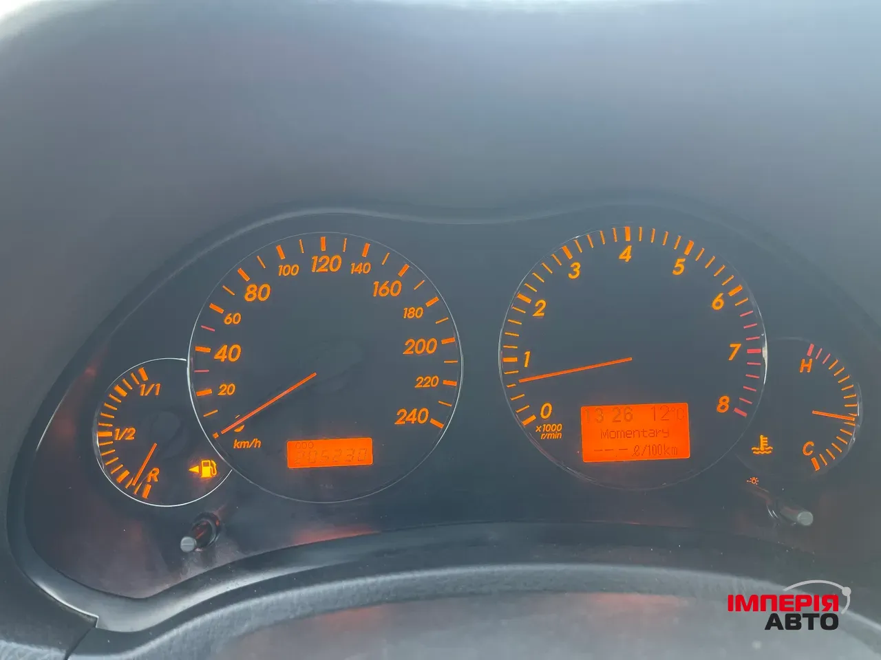 Toyota Avensis - фото 23