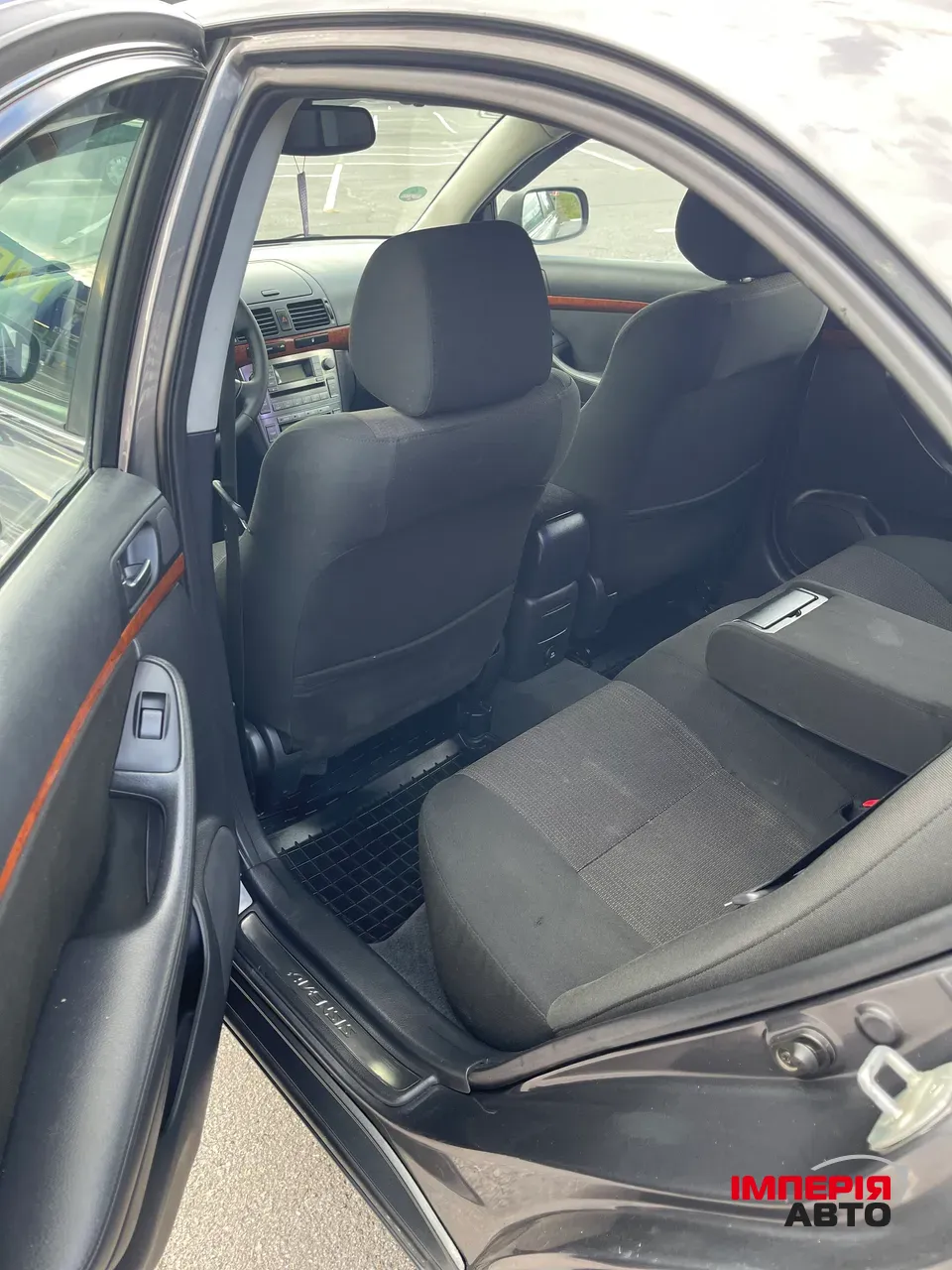 Toyota Avensis - фото 13