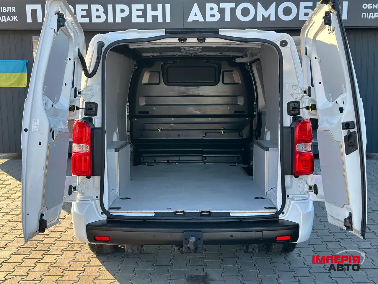 Peugeot Expert - фото 17