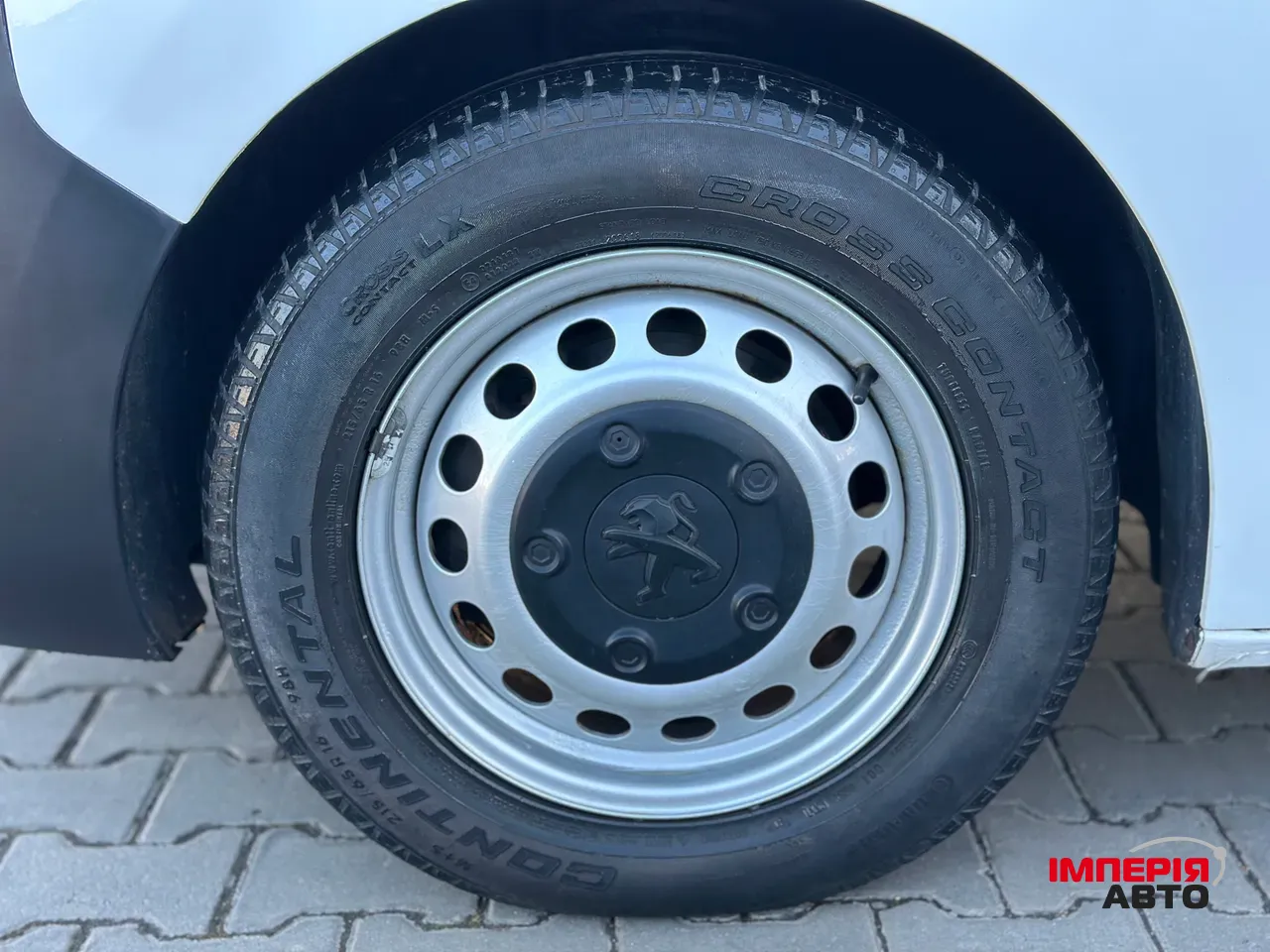 Peugeot Expert - фото 8