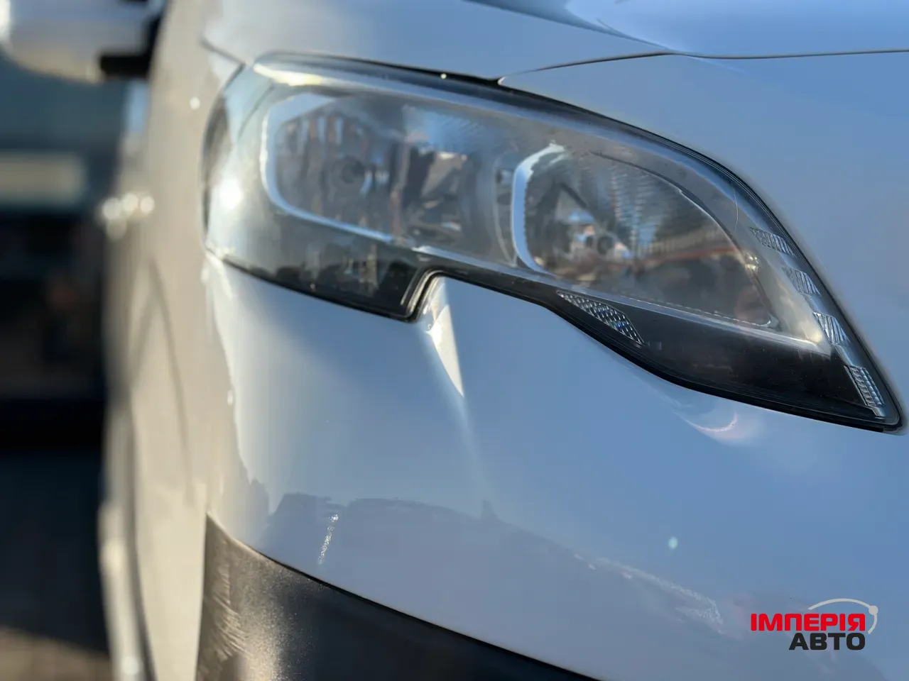 Peugeot Expert - фото 10