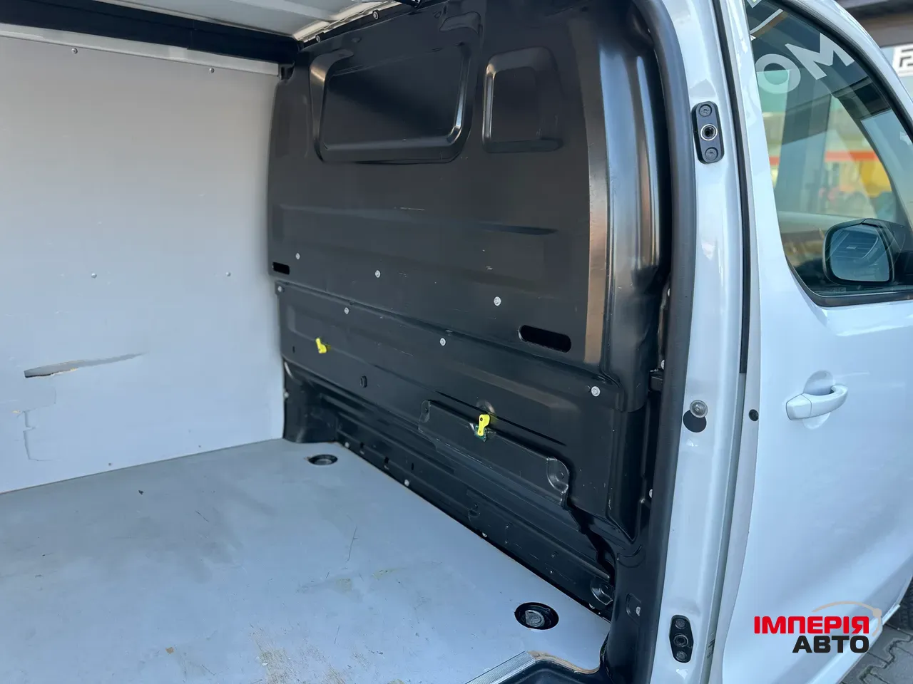 Peugeot Expert - фото 23