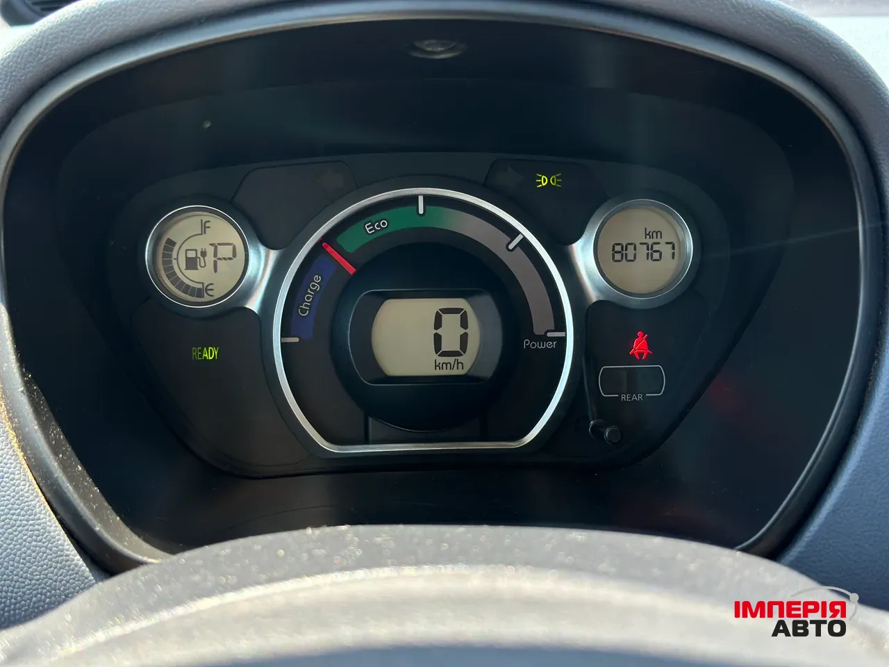 Peugeot iOn - фото 24