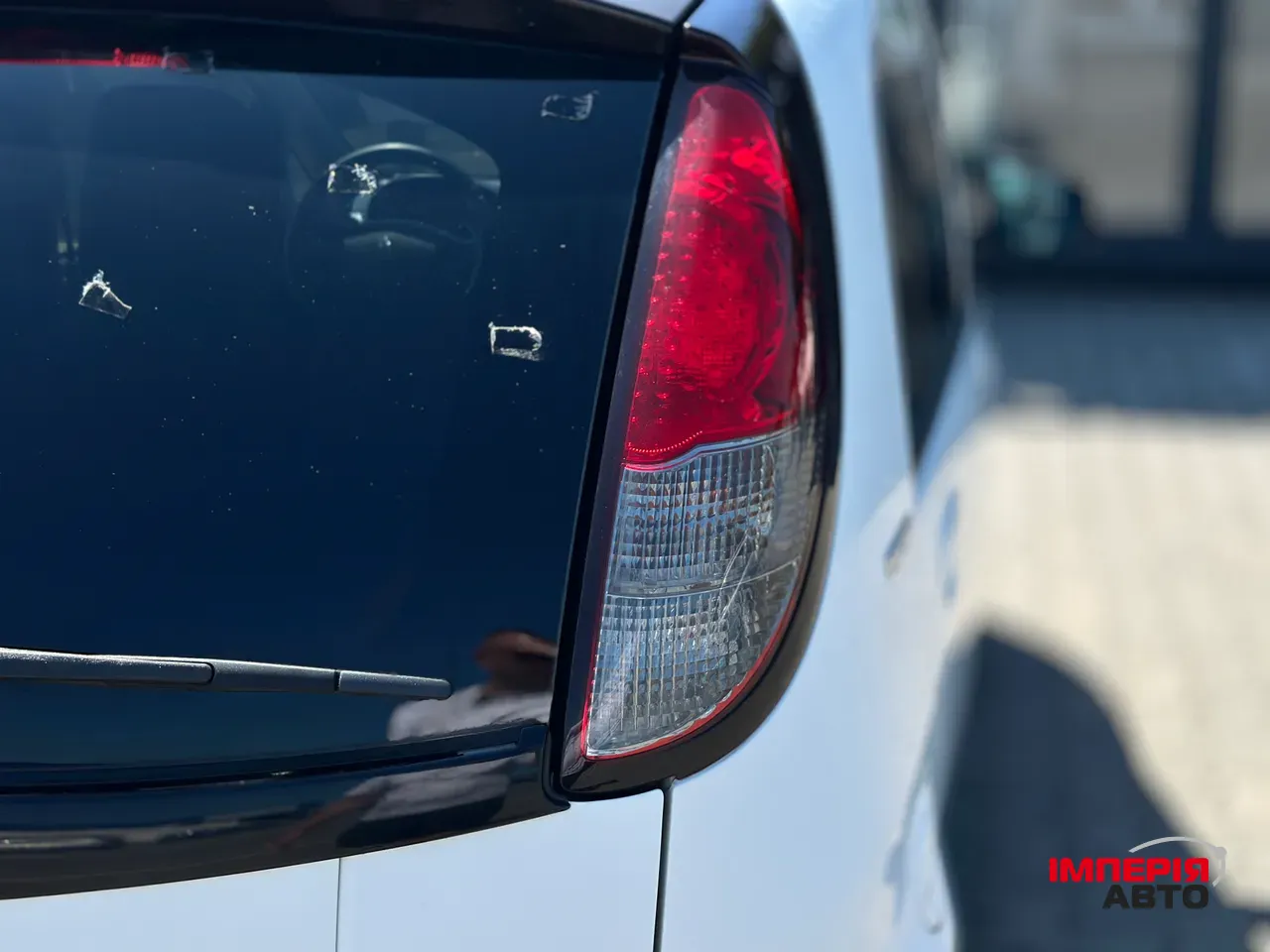 Peugeot iOn - фото 13