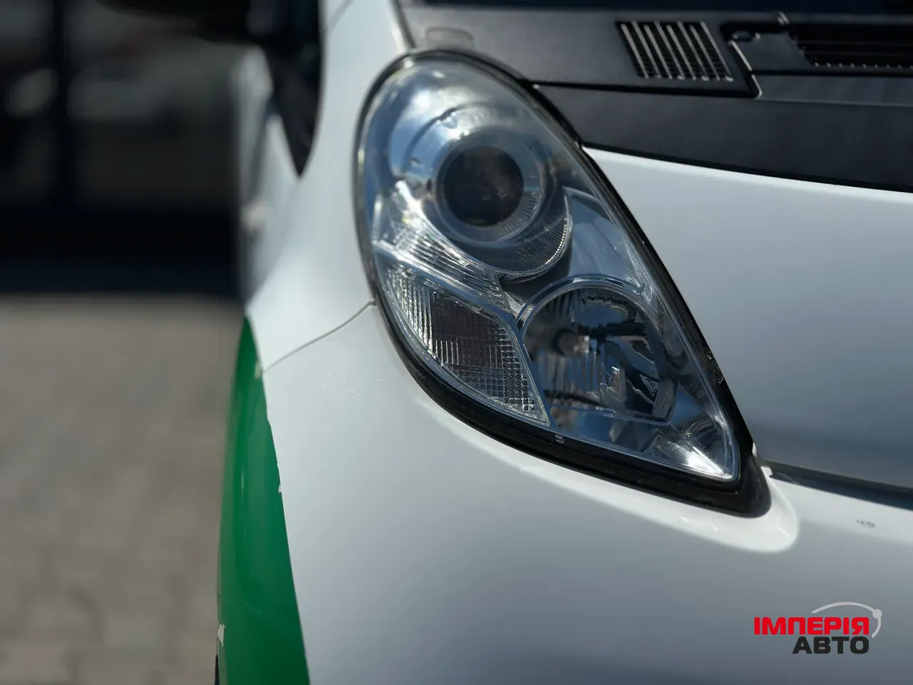 Peugeot iOn - фото 6