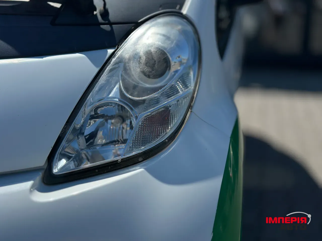 Peugeot iOn - фото 7