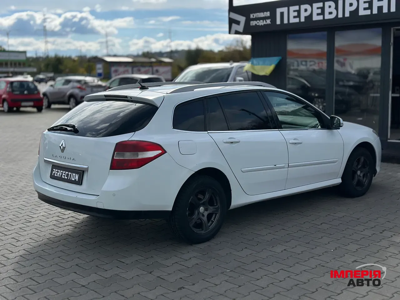 Renault Laguna - фото 12
