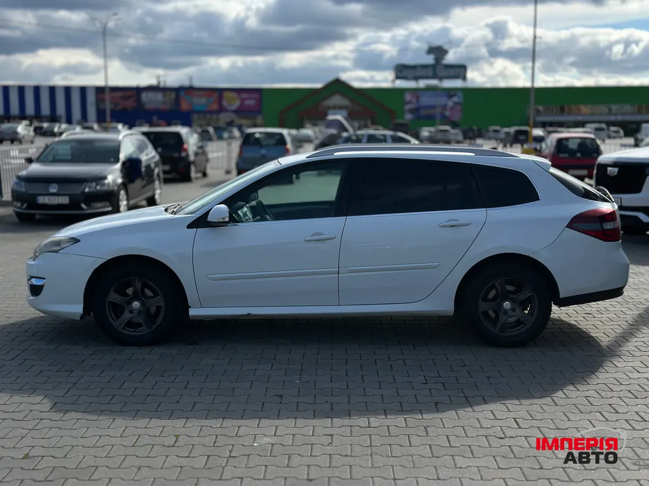 Renault Laguna - фото 7