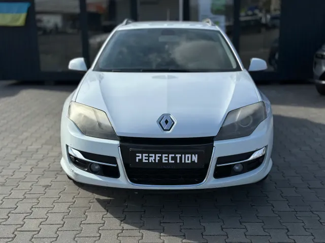 Renault Laguna - фото 4