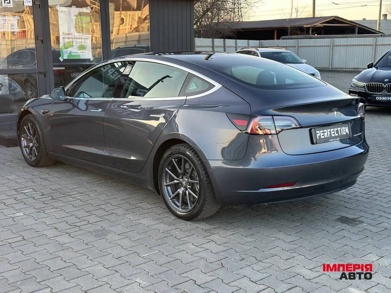 Tesla Model 3 - фото 14