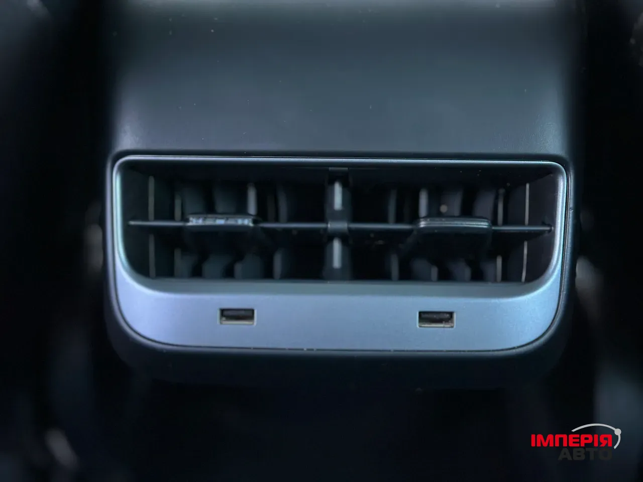 Tesla Model 3 - фото 25