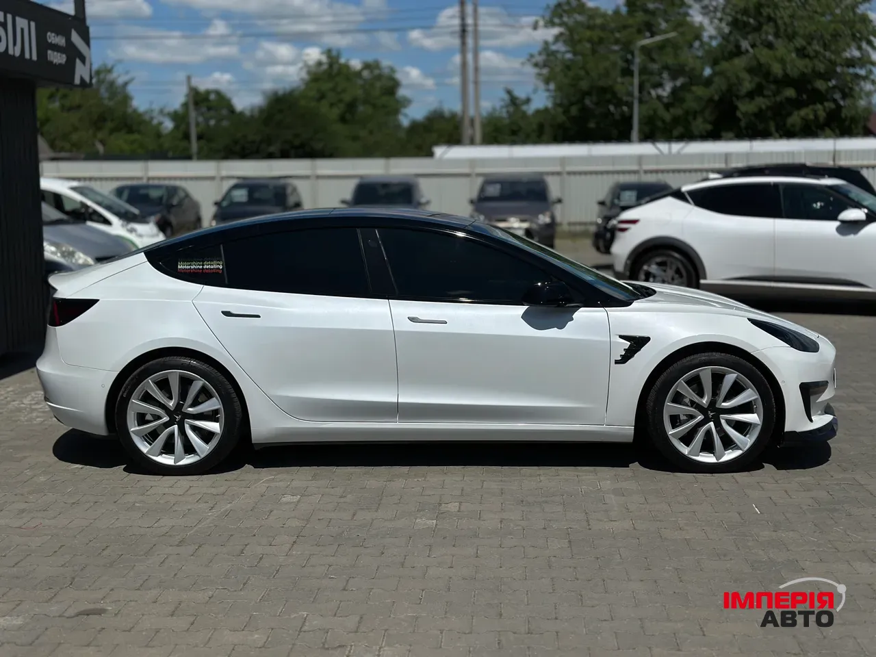 Tesla Model 3 - фото 8