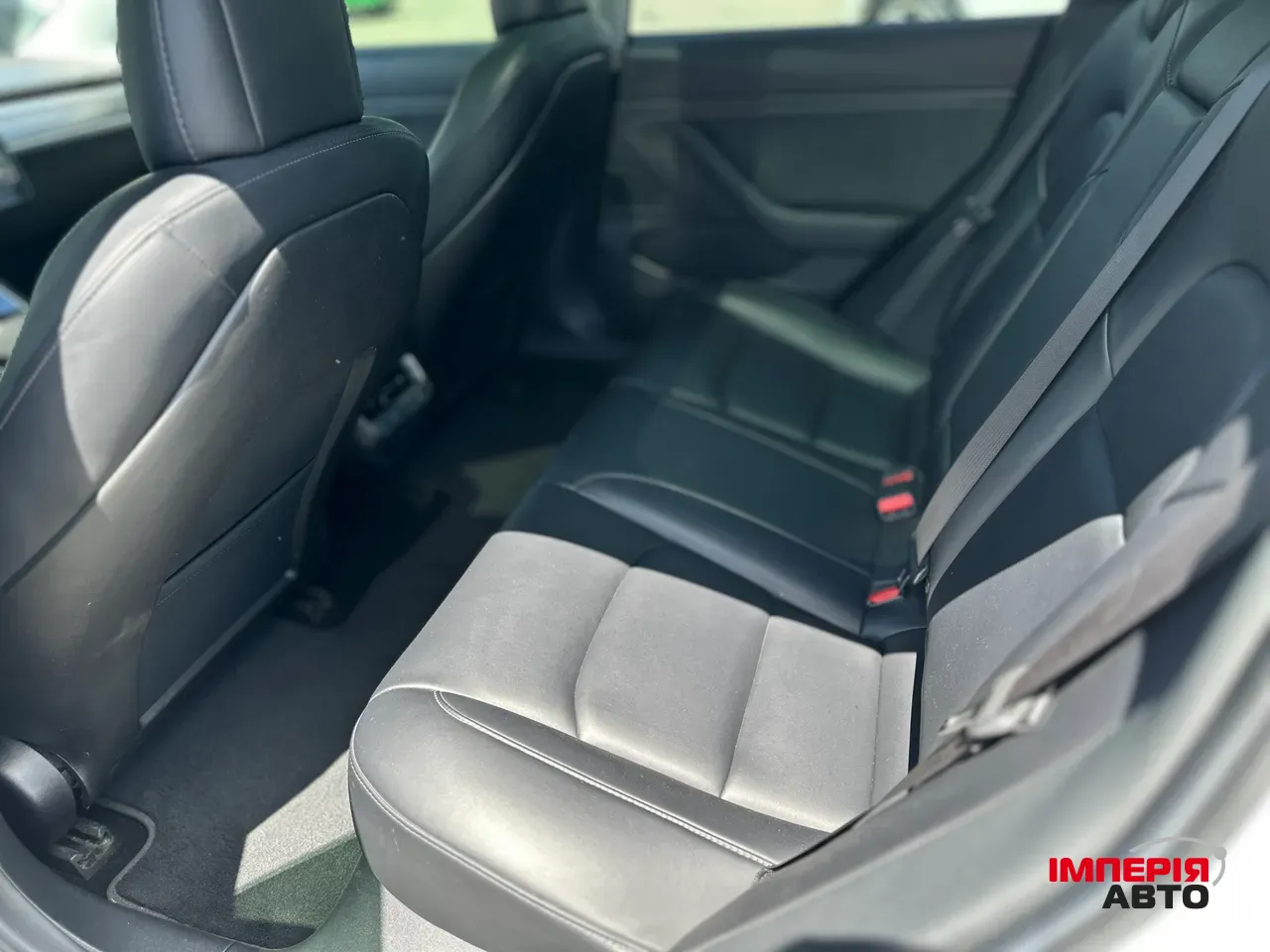 Tesla Model 3 - фото 22