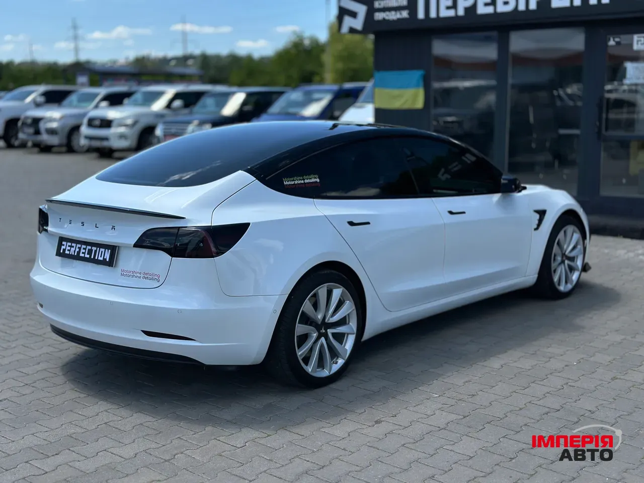 Tesla Model 3 - фото 16
