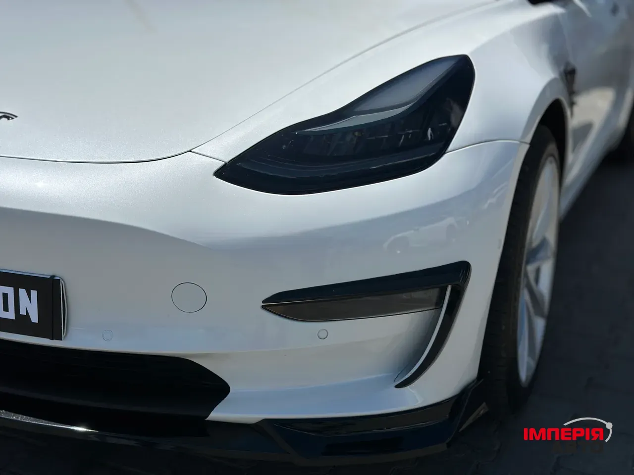 Tesla Model 3 - фото 7