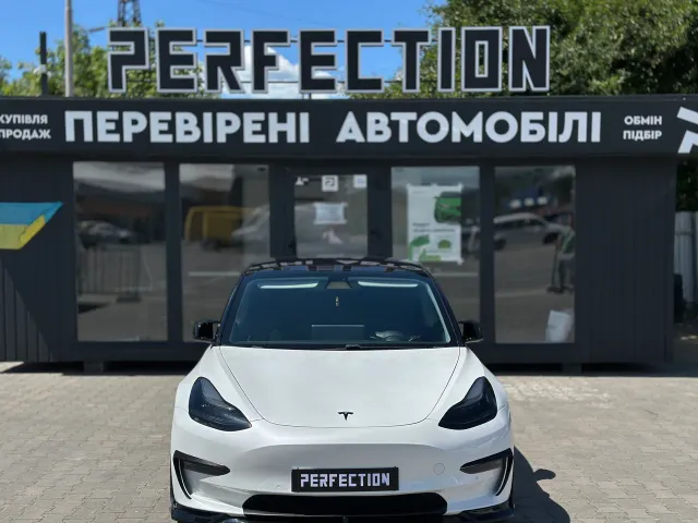 Tesla Model 3 - фото 2