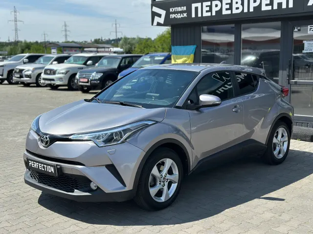 Toyota C-HR - фото 3