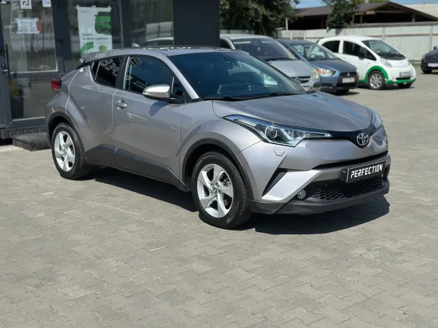 Toyota C-HR - фото 2